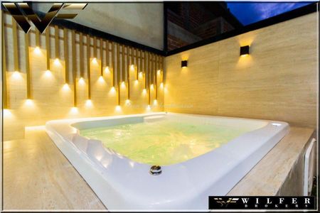 48_photo/94dcfc04e5.c8e0f308836ef66e-ATLAS-00d8d89f-990e-4087-a629-29c8e05f1bcd.jpg de casa à venda com 3 quartos, 198m² em Umbará, Curitiba