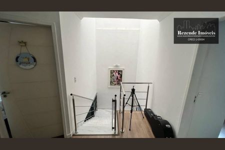 4_photo/94dcfc090d.78bfcf27f2254a7e-ATLAS-337224ab-4cc9-4f4e-9c1b-c2b22b4b32f8.jpg de casa à venda com 3 quartos, 150m² em Umbará, Curitiba