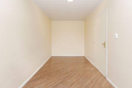 38_photo/94dcfc0991.a64aef6598c47c00-ATLAS-9fe5bbeb-f048-4ced-8a8d-9fc43860bee7.jpg de casa à venda com 6 quartos, 164m² em Umbará, Curitiba