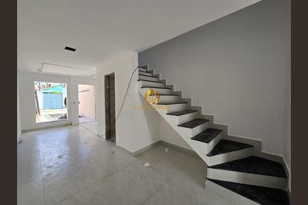 3_photo/94dcfc0a03.1dc817000cb419a8-ATLAS-0525db7d-3f43-44dc-b57d-00f80d0bb2fd.jpg de casa à venda com 3 quartos, 80m² em Umbará, Curitiba