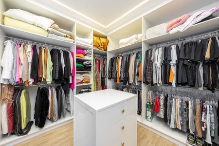 48_photo/94dcfc0b87.04c16ff0d284adb7-ATLAS-7645eaf0-a83b-4faf-a545-37f5000eca90.jpg de casa à venda com 3 quartos, 161m² em Umbará, Curitiba