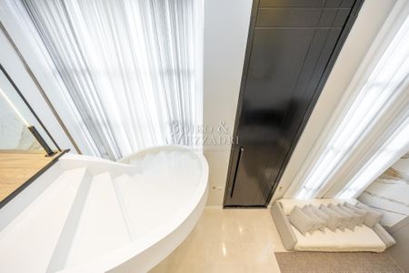 20_photo/94dcfc0b87.04c16ff0d284adb7-ATLAS-8bda6a69-c0df-4ab9-bfa3-6ee412f7a45b.jpg de casa à venda com 3 quartos, 161m² em Umbará, Curitiba