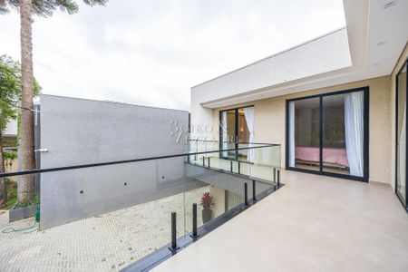 32_photo/94dcfc0b87.04c16ff0d284adb7-ATLAS-ec549f5e-9df6-40b5-93c6-417df17784dd.jpg de casa à venda com 3 quartos, 161m² em Umbará, Curitiba