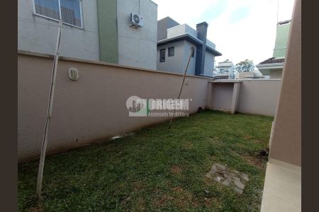 23_photo/94dcfc0c67.7cfa5e1bf949ceee-ATLAS-0dffc41e-9b34-4f78-96de-4da3f3299b62.jpg de casa à venda com 3 quartos, 180m² em Umbará, Curitiba