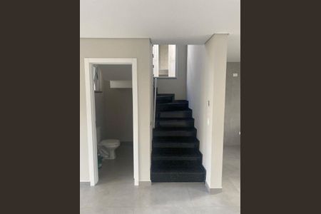 6_photo/94dcfc2a07.4bd2615f33144f40-ATLAS-ed7b4f1c-d809-4b02-82d4-47d7e06ca989.jpg de casa à venda com 3 quartos, 110m² em Campo de Santana, Curitiba