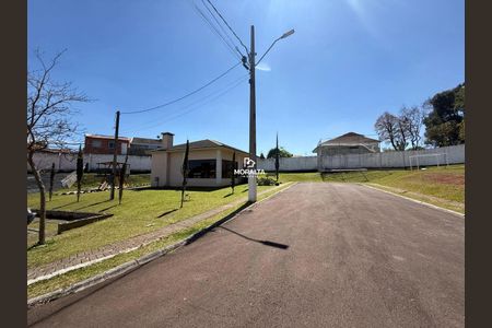 21_photo/94dcfc2a13.5b060546081b3a22-ATLAS-6c6a76e5-3403-47df-84be-9d89bf5e34e2.jpg de casa à venda com 3 quartos, 120m² em Campo de Santana, Curitiba