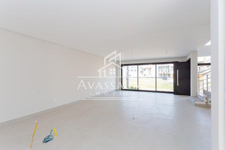 6_photo/94dcfc2a13.7a33c65ee9338592-ATLAS-fec00cec-d175-4e2f-8eea-06e2a000a3e3.jpg de casa à venda com 0 quarto, 168m² em Campo de Santana, Curitiba