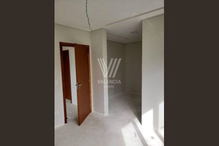 2_photo/94dcfc2a13.d41ccc6539b5b4b0-ATLAS-14180e7b-b1ec-467e-82ec-0ec27164672a.jpg de casa à venda com 3 quartos, 121m² em Campo de Santana, Curitiba