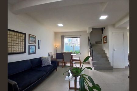 17_photo/94dcfc2a13.d41ccc6539b5b4b0-ATLAS-43a12e4e-fb34-4bc2-a73b-30f410d152e4.jpg de casa à venda com 3 quartos, 88m² em Campo de Santana, Curitiba