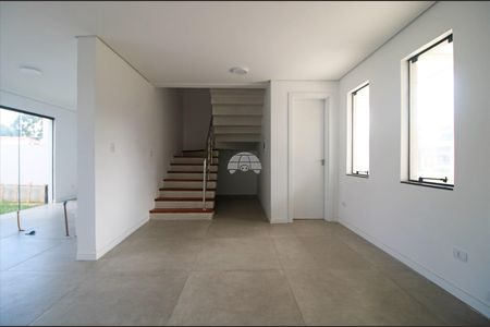 5_photo/94dcfc2a13.dda1abc5d3ca242c-ATLAS-72e28480-1d65-4a33-a2ed-6bdeed733833.jpg de casa à venda com 3 quartos, 119m² em Campo de Santana, Curitiba