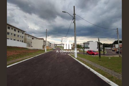 8_photo/94dcfc2a13.e0c30c408cde44d9-ATLAS-69d57f2b-484e-4f00-9cb9-e62b54311374.jpg de casa à venda com 3 quartos, 132m² em Campo de Santana, Curitiba