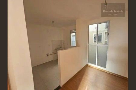 5_photo/94dcfc2a1b.63f9168372ce027e-ATLAS-d05c9946-c63b-4c58-b2d3-e95eb4309059.jpg de apartamento à venda com 2 quartos, 38m² em Campo de Santana, Curitiba