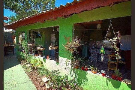 5_photo/94dcfc2b4f.ceff8192393c33de-ATLAS-342232e1-8bfb-45ab-9bc0-408e7dbdb5ca.jpg de casa à venda com 8 quartos, 4949m² em Campo de Santana, Curitiba