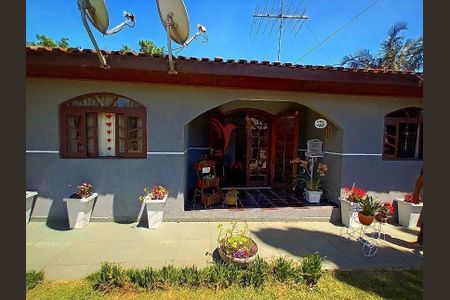 4_photo/94dcfc2b4f.ceff8192393c33de-ATLAS-bb2e046f-de97-4ce5-b2e5-763920c47683.jpg de casa à venda com 8 quartos, 4949m² em Campo de Santana, Curitiba