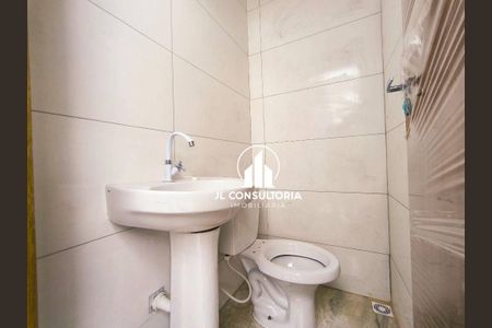 13_photo/94dcfc2d19.0bc30f596f1079de-ATLAS-64ac885e-24d6-4df7-89fb-899d198da8a6.jpg de casa à venda com 2 quartos, 80m² em Campo de Santana, Curitiba