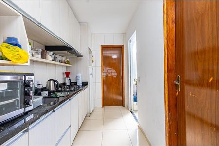 12_photo/94dcfc2d27.4cea1a0b3f6bbd2f-ATLAS-ec95c6a7-d561-4959-85e1-76ce34c79aad.jpg de casa à venda com 2 quartos, 65m² em Campo de Santana, Curitiba