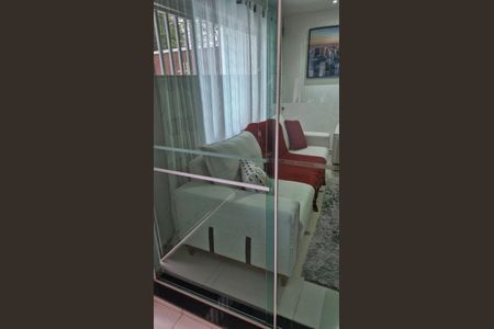 16_photo/94dcfc2d45.1ad5fb952b026013-ATLAS-b08e42df-1851-4e60-8091-5e2dd40b5c9b.jpg de casa à venda com 3 quartos, 110m² em Campo de Santana, Curitiba