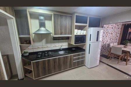 10_photo/94dcfc2d45.1ad5fb952b026013-ATLAS-b759dcd6-44e9-4e5b-b826-00f0630ca655.jpg de casa à venda com 3 quartos, 110m² em Campo de Santana, Curitiba