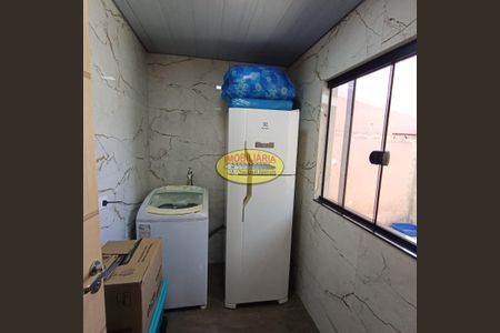 11_photo/94dcfc2d7d.f14d7a494a64fc38-ATLAS-c0541cf4-91f3-4921-98e6-5438e876bfac.jpg de casa à venda com 2 quartos, 70m² em Campo de Santana, Curitiba