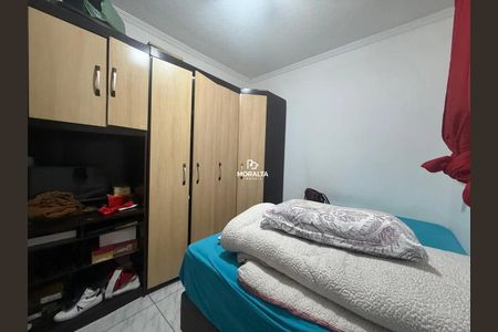 9_photo/94dcfc2da7.e9a0370e41ffee45-ATLAS-39fa45ec-0855-421b-953d-1e8a5660a4a5.jpg de casa à venda com 2 quartos, 50m² em Campo de Santana, Curitiba