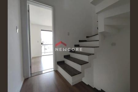 6_photo/94dcfc34bf.dd810fae21d85007-ATLAS-152f54db-50c2-46dc-91d5-a572b0c8f17e.jpg de casa à venda com 3 quartos, 126m² em Tatuquara, Curitiba