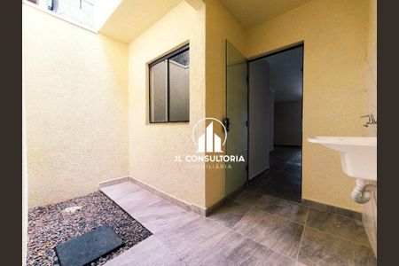 17_photo/94dcfc4919.d9903c12ebe21189-ATLAS-7ceeab76-3be2-44b9-be96-c9c67a4b12d3.jpg de casa à venda com 2 quartos, 41m² em Tatuquara, Curitiba