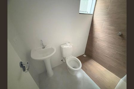 2_photo/94dcfc4d45.f260e135b0db5c4f-ATLAS-2ad8a9a4-de4c-4cbd-a234-bdb290014b88.jpg de casa à venda com 2 quartos, 44m² em Tatuquara, Curitiba