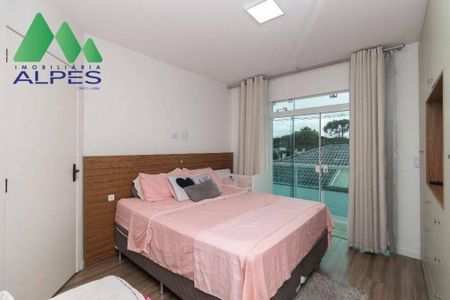 38_photo/94dcfc62ab.0dba02f6e03a3679-ATLAS-408d130d-e3b2-4d59-9b30-4b94ab1c1413.jpg de casa à venda com 3 quartos, 124m² em Pinheirinho, Curitiba