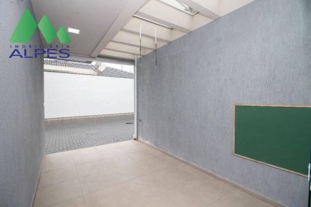 9_photo/94dcfc62ab.0dba02f6e03a3679-ATLAS-54c64f00-ad59-4bed-b59f-e6b1b275dbad.jpg de casa à venda com 3 quartos, 124m² em Pinheirinho, Curitiba