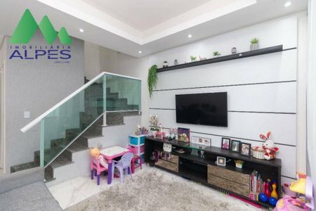 23_photo/94dcfc62ab.0dba02f6e03a3679-ATLAS-8fd660f1-26d2-449f-9e34-ff3c5e59cd94.jpg de casa à venda com 3 quartos, 124m² em Pinheirinho, Curitiba