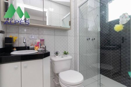 30_photo/94dcfc62ab.0dba02f6e03a3679-ATLAS-d69e1243-ca67-43a2-a5f9-3394b848533a.jpg de casa à venda com 3 quartos, 124m² em Pinheirinho, Curitiba