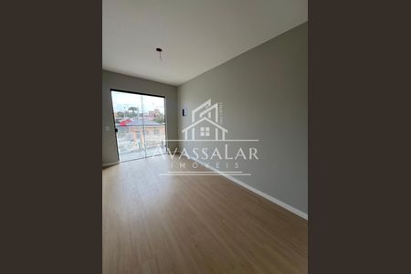 10_photo/94dcfc6307.15f0b58b4521dff9-ATLAS-e039998c-96d7-43c0-9e55-9e6270f4b5f2.jpg de casa à venda com 2 quartos, 95m² em Pinheirinho, Curitiba