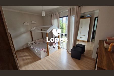 17_photo/94dcfc646f.7954feb32d1ae247-ATLAS-eab7db16-5cee-4837-ad92-030c6bb6f524.jpg de casa à venda com 2 quartos, 159m² em Pinheirinho, Curitiba