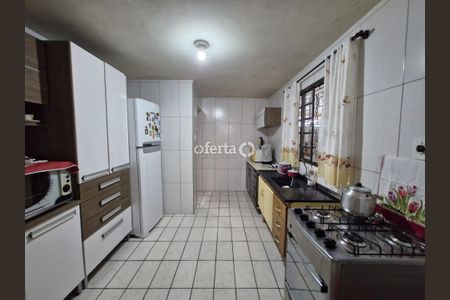 11_photo/94dcfc720f.4bd2615f33144f40-ATLAS-6379b86e-1bbf-44a9-906c-528eb697dd95.jpg de casa à venda com 2 quartos, 200m² em Tatuquara, Curitiba