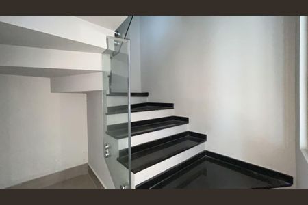 23_photo/94dcfc7223.585dc710b53070e7-ATLAS-a7320e7d-44fb-4dd4-9a2f-80bce25babbe.jpg de casa à venda com 3 quartos, 180m² em Tatuquara, Curitiba