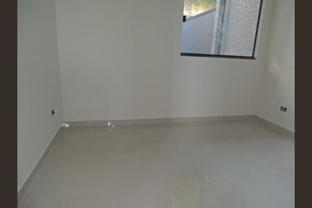 6_photo/94dcfc764b.2e12c05116e92928-ATLAS-92cec1b9-e41d-49c6-95e4-ee0e82010c7e.jpg de casa à venda com 3 quartos, 56m² em Sítio Cercado, Curitiba