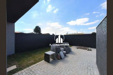 9_photo/94dcfc764b.a1dfbccf3203c124-ATLAS-7203e21a-8146-4a72-bee9-e2c302fdaf01.jpg de casa à venda com 3 quartos, 56m² em Sítio Cercado, Curitiba