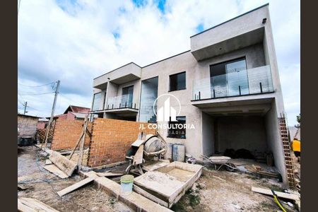 5_photo/94dcfc7709.59dd5ce8d5d56040-ATLAS-5b89db0e-d185-4a94-b2c6-b5cef2f9e309.jpg de casa à venda com 3 quartos, 80m² em Pinheirinho, Curitiba