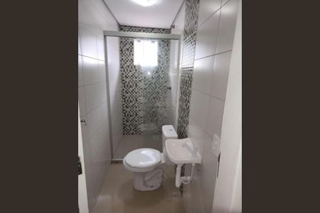 6_photo/94dcfc77eb.5afd90b9c05d4dec-ATLAS-a204fce3-6aef-4cd2-a6b5-5c67c50103a1.jpg de casa à venda com 2 quartos, m² em Sítio Cercado, Curitiba