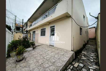 34_photo/94dcfc791b.235b0d64cbaeeb21-ATLAS-90ff2194-51f0-47c2-92dd-00b52abf9658.jpg de casa à venda com 5 quartos, 428m² em Pinheirinho, Curitiba