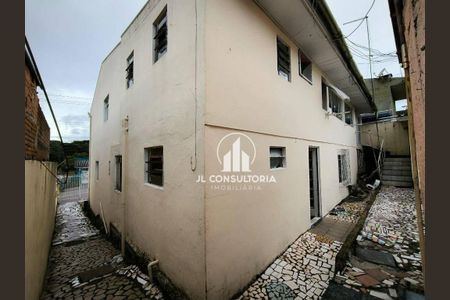 33_photo/94dcfc791b.235b0d64cbaeeb21-ATLAS-990cf4db-5125-4296-bb52-30470491f9fe.jpg de casa à venda com 5 quartos, 428m² em Pinheirinho, Curitiba