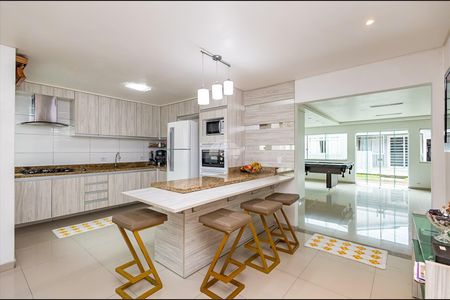 40_photo/94dcfc795b.4aa166bf6fe01b39-ATLAS-d39ef75c-9db7-4f5d-bae3-d51bbfee795f.jpg de casa à venda com 3 quartos, 350m² em Pinheirinho, Curitiba