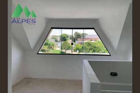 3_photo/94dcfc7987.aadf3f03f16de169-ATLAS-265de932-d2db-45b1-99e7-a24c994255e7.jpg de casa à venda com 3 quartos, 90m² em Sítio Cercado, Curitiba