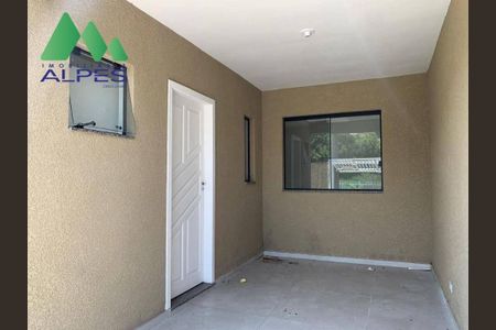 6_photo/94dcfc7987.aadf3f03f16de169-ATLAS-a02b0886-7bad-4318-87dc-bcbfde2987aa.jpg de casa à venda com 3 quartos, 90m² em Sítio Cercado, Curitiba