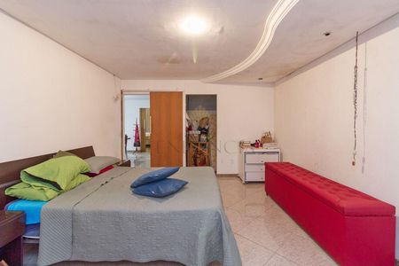 7_photo/94dcfc79c1.df2e9385b3468787-ATLAS-8cdef1a0-3e69-4dae-bdc0-5e06176f2a7c.jpg de casa à venda com 4 quartos, 655m² em Pinheirinho, Curitiba