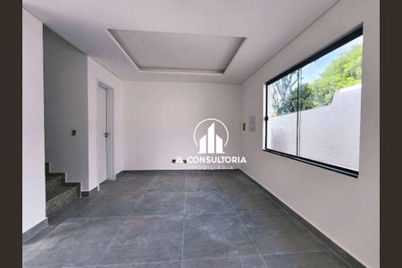 4_photo/94dcfc7c15.745dec030dbffd93-ATLAS-e69cb5ac-e368-421d-b8bf-4ef0bebf1aef.jpg de casa à venda com 3 quartos, 111m² em Pinheirinho, Curitiba