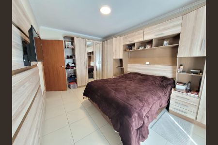 3_photo/94dcfc7ced.f861ecc718bdcbd7-ATLAS-2006576b-9900-45a8-9bc4-3691f1e1bf37.jpg de casa à venda com 3 quartos, 180m² em Pinheirinho, Curitiba