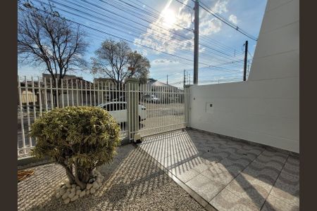 10_photo/94dcfc7ced.f861ecc718bdcbd7-ATLAS-d51961ce-0782-45e7-8ac1-ec9d55f91668.jpg de casa à venda com 3 quartos, 180m² em Pinheirinho, Curitiba