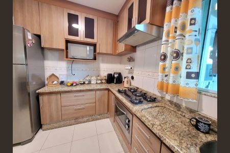 12_photo/94dcfc7ced.f861ecc718bdcbd7-ATLAS-f3527c92-e42c-40cf-b812-7a7aa5ed395e.jpg de casa à venda com 3 quartos, 180m² em Pinheirinho, Curitiba