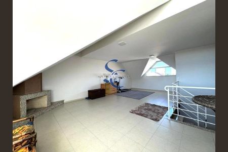 27_photo/94dcfc7d1f.cd6912d4e48c45dd-ATLAS-5645733b-6ba8-4413-a2ba-ffeb9fd9707c.jpg de casa à venda com 3 quartos, 161m² em Pinheirinho, Curitiba